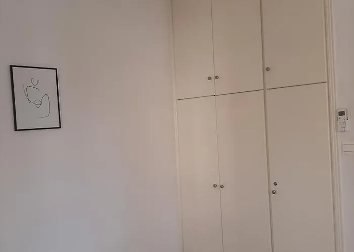 H&o Royal Townhouse In Center