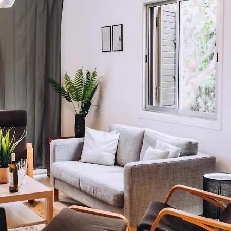 H&o Royal Townhouse In Center Apartment