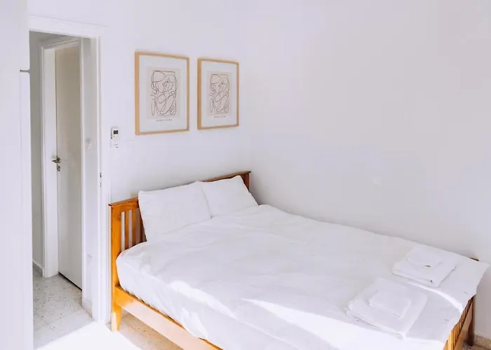 H&o Royal Townhouse In Center * Paphos