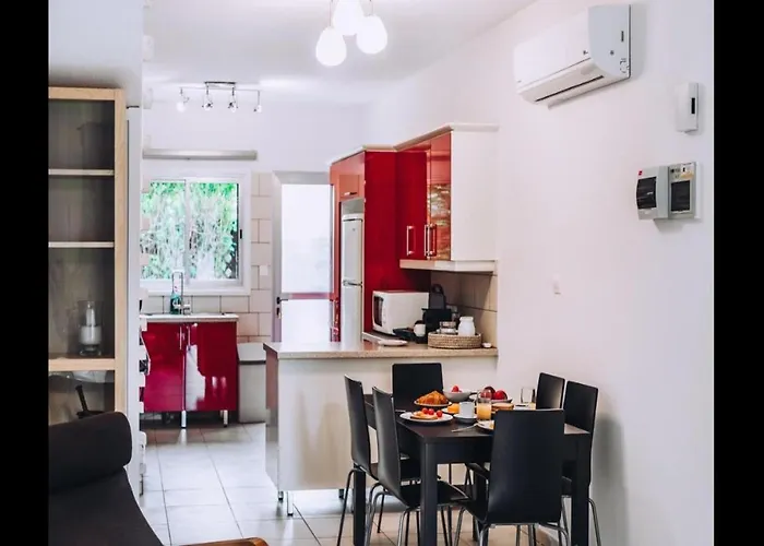 H&o Royal Townhouse In Center Apartament Paphos