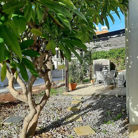 H&o Royal Townhouse In Center *